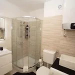 公寓 Asti - Two Bedrooms Elegant *