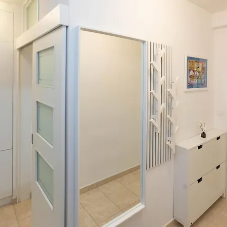 Apartamento Asti - Two Bedrooms Elegant
