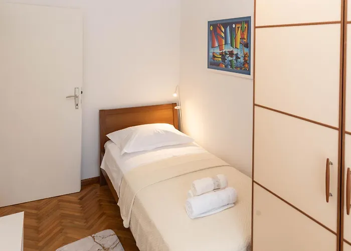 Apartamento Asti - Two Bedrooms Elegant *